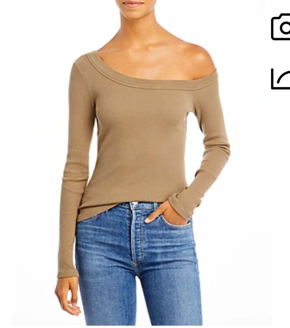 Citizen Of Humanity Wren Off The Shoulder Top In Cypress